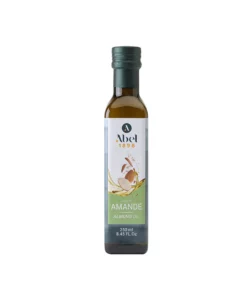 Fles Abel 1898 culinaire amandelolie van 250 ml op witte achtergrond