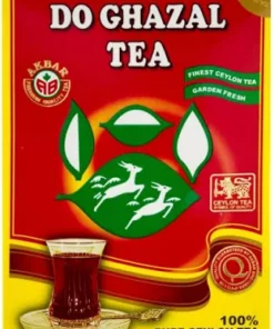 Verpakking van Do Ghazal Ceylon losse thee met een glas zwarte thee op de voorgrond.