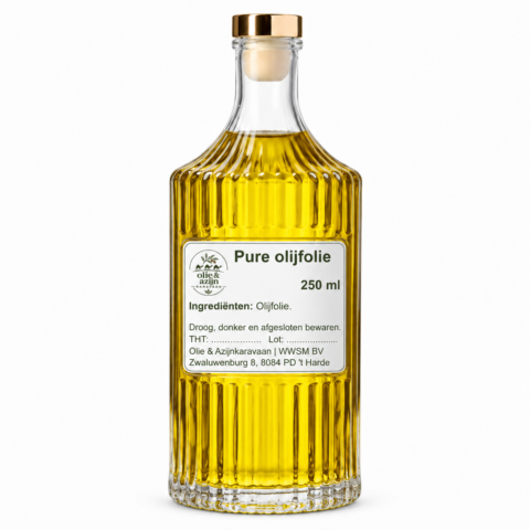 Pure olijfolie 250 ml met eigen etiket binnen het gladde flesvak – representatieve illustratie