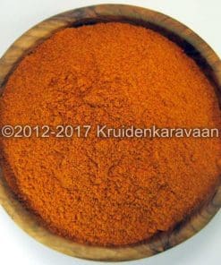 Sparerib kruidenmix met gerookte paprika, Madras-kerrie en knoflook in houten kom